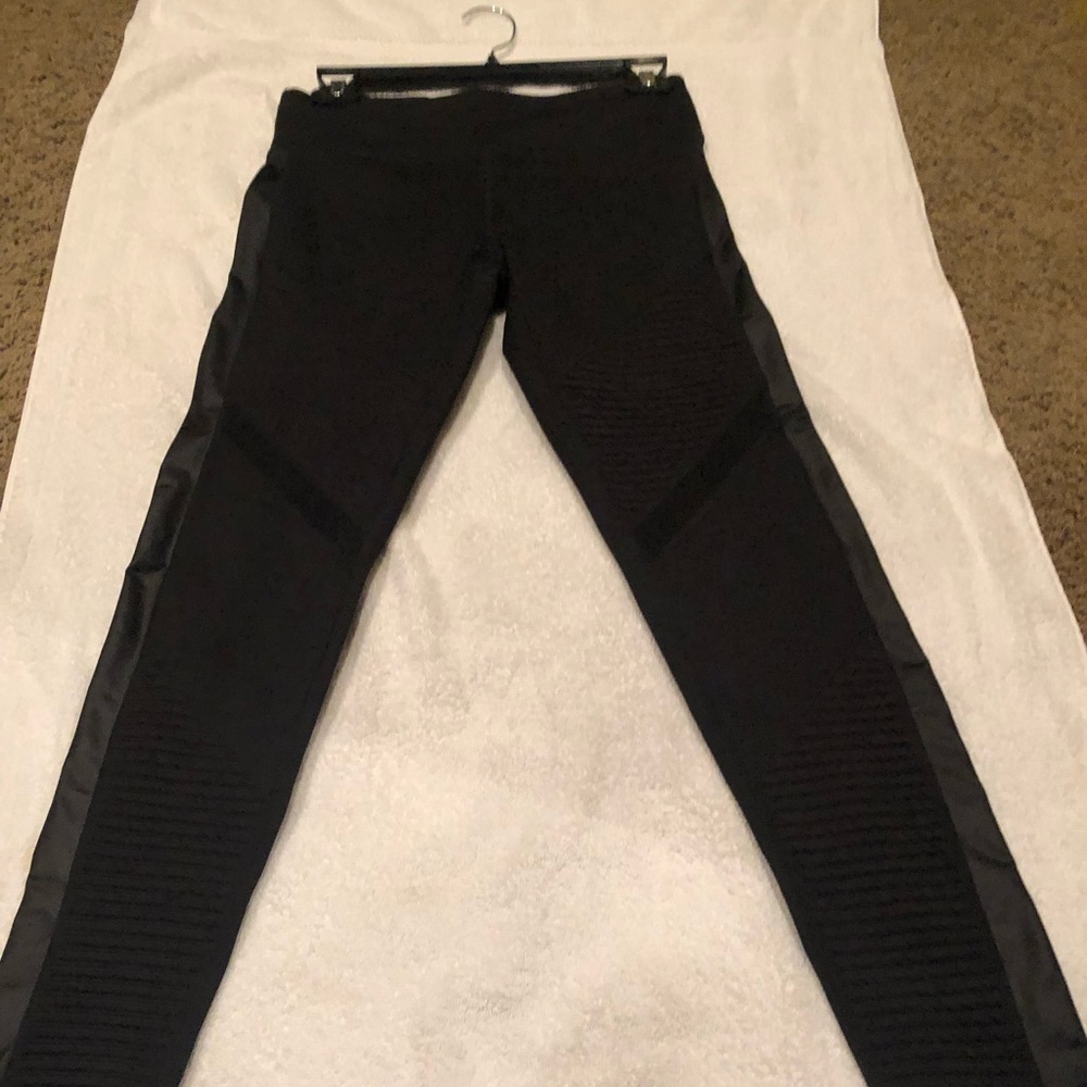 Fabletics Madeline leggings